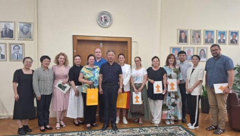 САРАДЊА СА ПЕКИНГОМ: Гости из Кине посетили Универзитет у Новом Саду