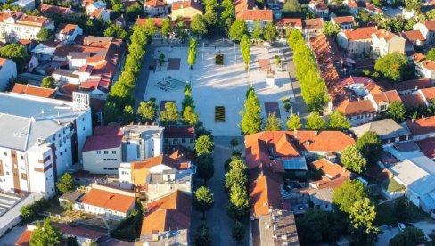 NA PRIMORJU SAMO ULCINJ OSTAJE OPŠTINA: Nacrt zakona donosi drastične promene statusa čak polovini crnogorskih lokalnih samouprava
