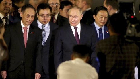 PUTIN STIGAO U VIJETNAM: Ruski predsednik nakon posete Pjongjangu doputova u Hanoj