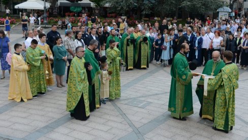 LITIJA GRADSKIM ULICAMA: Kraljevčani predstojećeg vikend obeležavaju Svetu Trojicu