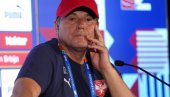PIKSI ČEKA DA URAGAN PROĐE: Selektor fudbalske reprezentacije Srbije možda i ostane na svom mestu