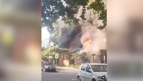 PRVI SNIMCI POŽARA NA NOVOM BEOGRADU: Veliki broj vatrogasaca na terenu (VIDEO)