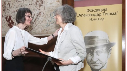 ПИСАЊЕМ СЕ БОРИМ  ПРОТИВ ЗАБОРАВА: Француска књижевница Сесил Вајсброт поводом награде  „Александар Тишма“ (ФОТО)