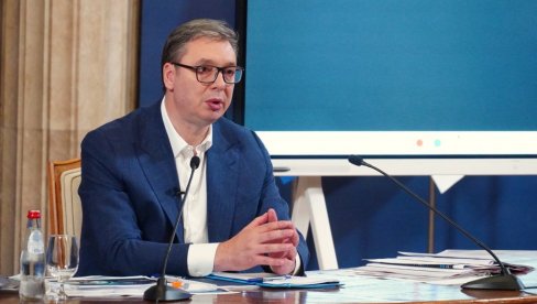 SRBIJA JE STABILNA I SIGURNA, TAKVA ĆE I OSTATI Vučić se obratio naciji - Pred nama je leto u kom ćemo morati da donesemo mnogo odluka