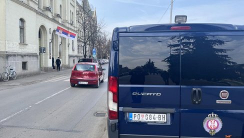 KAMIONOM UDARIO BICIKLISTU, ČOVEK PREMINUO NA MESTU : Zrenjaninsk policija uhapsila muškarca (30) sa Uba