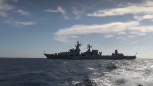 RUSKA KRSTARICA U MEDITERANU: Tihookeanska flota izvodi vežbe (VIDEO)