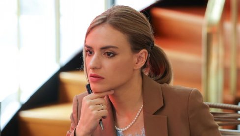 MINISTARKA STAMENKOVSKI SE OPROSTILA OD GENERALA PAVKOVIĆA: NJegov život bio je svedočanstvo služenja, istrajnosti i ljubavi prema Srbiji MINISTARKA STAMENKOVSKI SE OPROSTILA OD GENERALA PAVKOVIĆA: NJegov život bio je svedočanstvo služenja, istrajnosti i ljubavi prema Srbiji