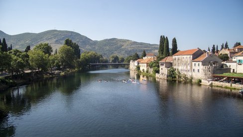 U TREBINJU NOVINA NA PREDSTOJEĆIM LOKALNIM IZBORIMA:  Elektronska identifikacija na devet biračkih mesta