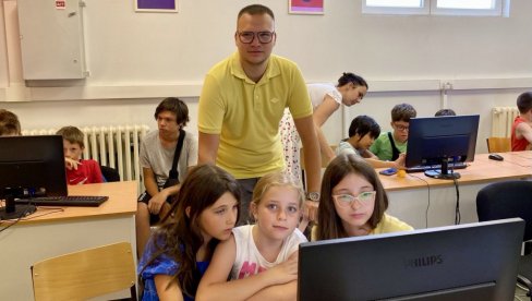 РАДИОНИЦЕ ЗА ЂАКЕ: Општина Обреновац брине о школарцима током летњег распуста