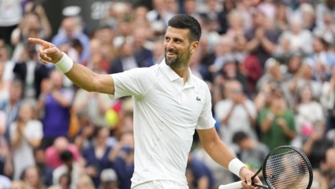 JA SAM NJEGOV FAN! Novak Đoković oduševljen podrškom koju je dobio od legendarnog sportiste