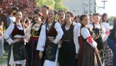 MANIFESTACIJA U TRI SELA: Za Miholjske susrete u Smederevu pola miliona dinara MANIFESTACIJA U TRI SELA: Za Miholjske susrete u Smederevu pola miliona dinara
