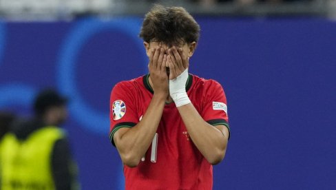 ФЕЛИКС ПОНОВО ИГРА СЈАЈАН ФУДБАЛ: Португалац процветао са Кристијаном Роналдом у Саудијској Арабији ФЕЛИКС ПОНОВО ИГРА СЈАЈАН ФУДБАЛ: Португалац процветао са Кристијаном Роналдом у Саудијској Арабији