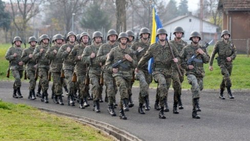 ХЕЛЕЗУ СМЕНА – ПЕНИЦИЛИН: Оштре реакције из српске на ратнохушкачке изјаве министра одбране БиХ