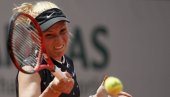 БОРБА ЗА ПОЛУФИНАЛЕ ВИМБЛДОНА: Хрватска тенисерка носи улогу фаворита!