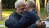LIDERI RAZVIJAJU PARTNERSTVO RUSIJE I INDIJE: Modi čestitao Putinu rođendan