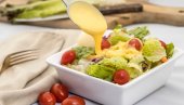 DRESING ZA SALATU: Vrlo je primenjiv na više vrsta salata, koji će promeniti ukus vašeg jela