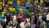 НЕЗАПАМЋЕН СКАНДАЛ НА КОПА АМЕРИЦИ: Фудбалери Уругваја се тукли са навијачима Колумбије (ВИДЕО)