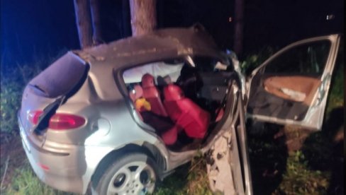 ТРАГЕДИЈА КОД ПЉЕВАЉА: Погинуо младић (21), ауто скроз смрскан - откривен идентитет настрадалог