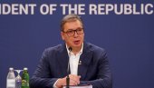 ВУЧИЋ СУТРА СА СТУДЕНТИМА КОЈИ ЖЕЛЕ ДА УЧЕ: Састанак тачно у 11 часова