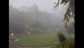 NEVREME NOSILO KROVOVE, ZABELEŽENO 190.000 UDARA GROMA: Snažna oluja se kreće prema Hrvatskoj (FOTO/VIDEO)
