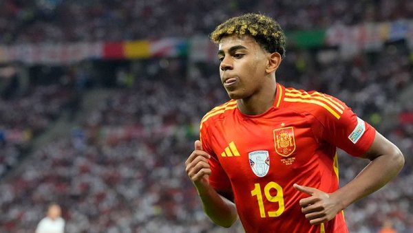 НОВА ПОВРЕДА ЗА ЛАМИНА ЈАМАЛА: Шпанија без младе звезде на наредна два меча у квалификацијама за Мундијал