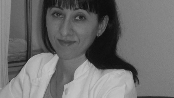 ПРЕМИНУЛА ДР КАТАРИНА ЈОВАНОВИЋ (41) ИЗ ВРАЊА: Борили јој се за живот 10 дана после тешке саобраћајке