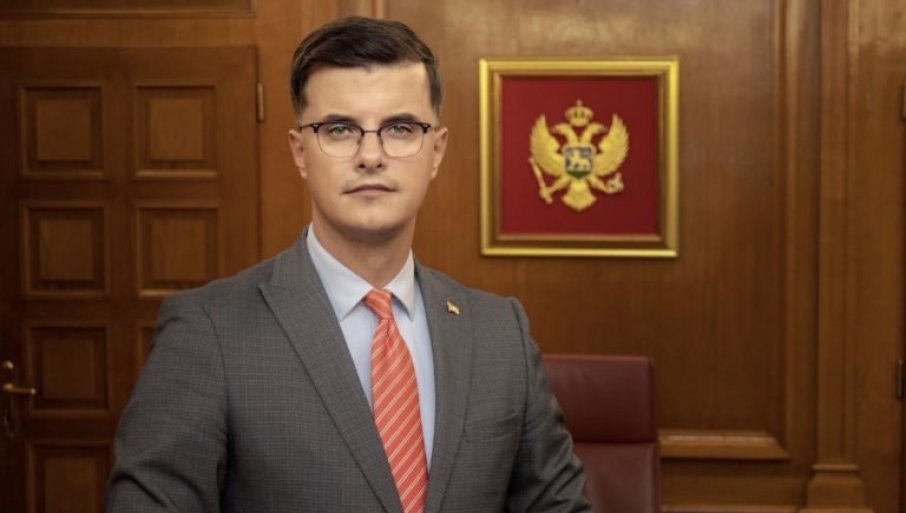 ДЕЛИЋ УБИО ЖУГИЋА? Министар се позвао на изјаву бившег телохранитеља Брана Мићуновића ДЕЛИЋ УБИО ЖУГИЋА? Министар се позвао на изјаву бившег телохранитеља Брана Мићуновића