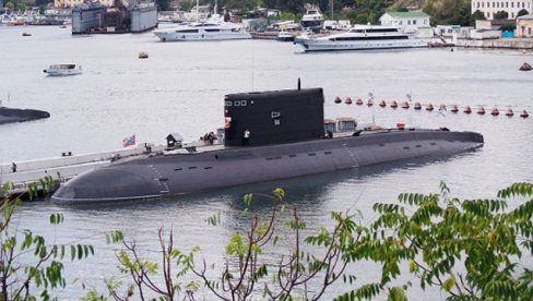 REKLI SU DA JE TOTALNO UNIŠTENA A ONDA JE IZRONILA: Neprijatno iznenađenje za Kijev i NATO - Rusi popravljaju podmornicu pogođenu raketom