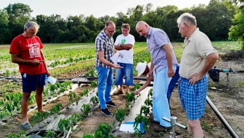 PAORI UKOŠTAC SA KLIMOM: Paraćinski poljoprivrednici uključeni u projekat FAO za jačanje otpornosti biljnih kultura