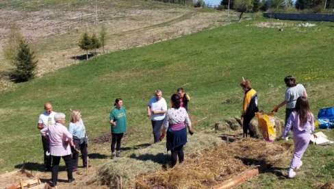 ЗЛАТНИ ПЛОДОВИ ЗЛАТАРСКИХ ДИВОВА: Већ пет година једна нововарошка хуманитарна организација окупља и помаже особе ометене у развоју