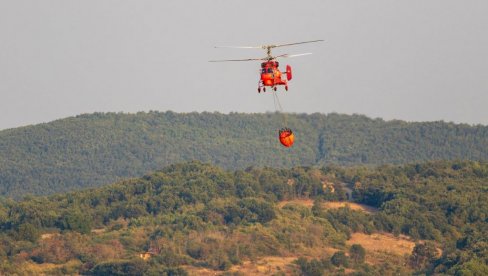 ПОНОСНИ СМО НА НАШЕ ХЕРОЈЕ У ВАЗДУХУ : МУП објавио фотографије Хеликоптерске јединице у Северној Македонији
