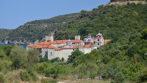МИСТЕРИЈА ЗЕМЉОТРЕСА НА СВЕТОЈ ГОРИ: Чудан низ догађаја узбунио сеизмологе, упозорење стигло и монасима МИСТЕРИЈА ЗЕМЉОТРЕСА НА СВЕТОЈ ГОРИ: Чудан низ догађаја узбунио сеизмологе, упозорење стигло и монасима