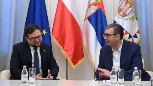 ZAHVALIO SAM NA PODRŠCI KOJU POLJSKA PRUŽA SRBIJI: Predsednik Vučić primio u oproštajnu posetu ambasadora Perla