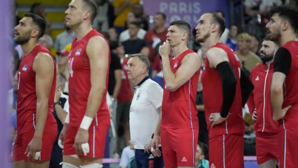 ПОБЕДА ЗА КРАЈ: Одбојкаши Србије после великог преокрета савладали Канаду на Олимпијским играма