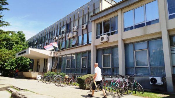 ФИНАНСИЈСКА ПОДРШКА ЗА 26 ПРОЈЕКАТА: Објављени резултати конкурса у Параћину за пројекте у култури ФИНАНСИЈСКА ПОДРШКА ЗА 26 ПРОЈЕКАТА: Објављени резултати конкурса у Параћину за пројекте у култури