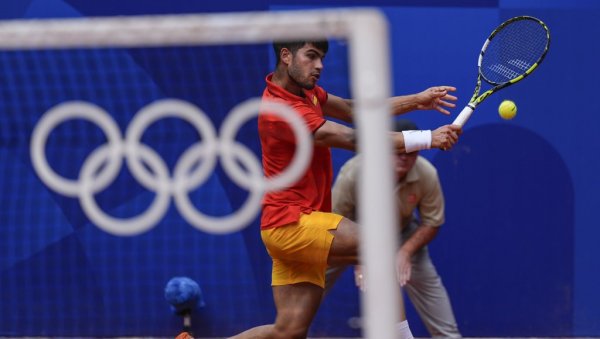 ЗА ЊИХ НЕ ПОСТОЈИ ДИЛЕМА: Шпанци верују да Карлос Алкараз осваја злато на Олимпијским играма (ВИДЕО)