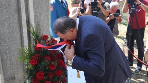 УБИЈАЛИ И ЗАТРЛИ СВАКИ СРПСКИ ТРАГ: У Шушњару код Санског Моста обележене 83 године од масовног злочина НДХ