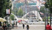 И КВИНТА ПОРУЧУЈЕ: НЕ ОТВАРАЈТЕ МОСТ! Срби страхују од нових провокација и напада из јужног дела Митровице