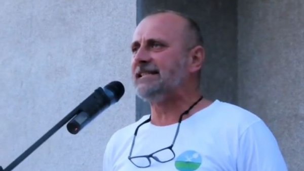 КОКАНОВИЋ ГУБИ КОНЦЕ: Сукоб међу организаторима уочи протеста у Осечини