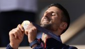 УЛОЖИО САМ СРЦЕ, ДУШУ, ТЕЛО: Новак Ђоковић никада емотивнији након освајања златне медаље на Олимпијским играма