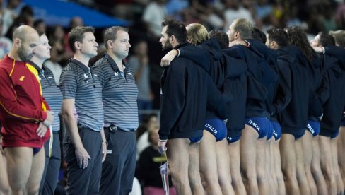 SKANDAL NA OLIMPIJSKIM IGRAMA: Italijani bojkotuju, okrenuli leđa (VIDEO)