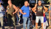 ĆUTA I NASILNIK PRVI STIGLI: Blokiran saobraćaj zbog Đilasovog i Šolakovog protesta na Terazijama