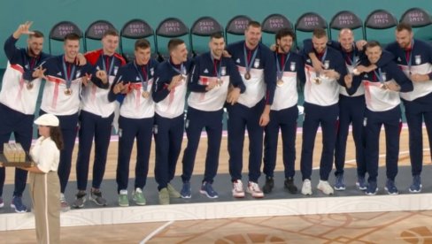 NIKOLA JOKIĆ NIJE MVP OLIMPIJSKIH IGARA! Nije ni neverovatni Stef Kari - koji je dao 17 trojki u polufinalu i finalu