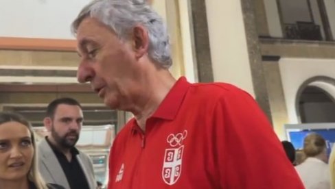 SVETISLAV PEŠIĆ NASMEJAO SVE! Selektor odgovorio koliko je dugo slavio u kafani sa košarkašima (VIDEO)