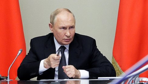 ПУТИН: Русија се сама суочава са целим колективним Западом
