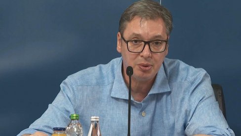 PREDSEDNIK ODGOVARA NA SVA PITANJA: Vučić sa građanima Malog Zvornika (VIDEO)