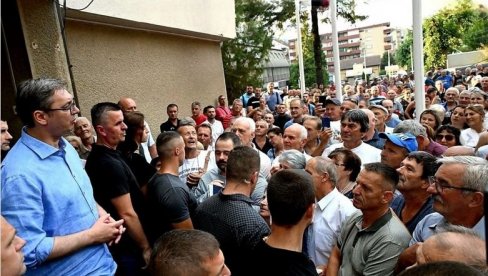 ВУЧИЋ СУМИРАО РАДНУ НЕДЕЉУ: Наша снага лежи у визији да земљу доведемо до успеха који никада пре није остварила (ВИДЕО)