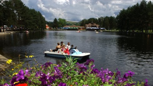 ГДЕ ЋЕ ИМ ДУША? Најтужнија слика са Златибора (ФОТО)