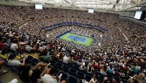 ŠAMAR KAKAV TENIS NE PAMTI! Drogiran osvojio grend slem, pa se još pravi lud (VIDEO)