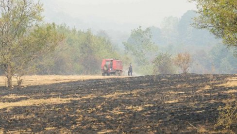 ZA DAN UGAŠENO 159 POŽARA: Dačić na Staroj planini sa vatroascima